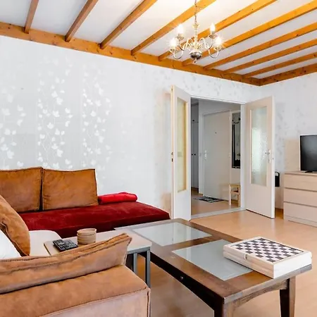 Δωμάτια σε οικογενειακή κατοικία Digital Nomad Station - Bedroom With Desk Nearby Station And Parking *